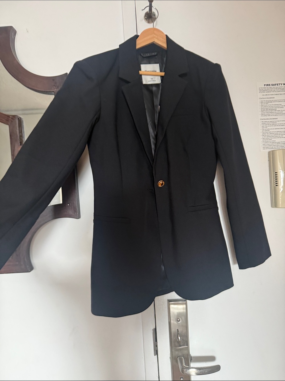 Abercrombie & Fitch Black Single-Button Blazer new with tags!